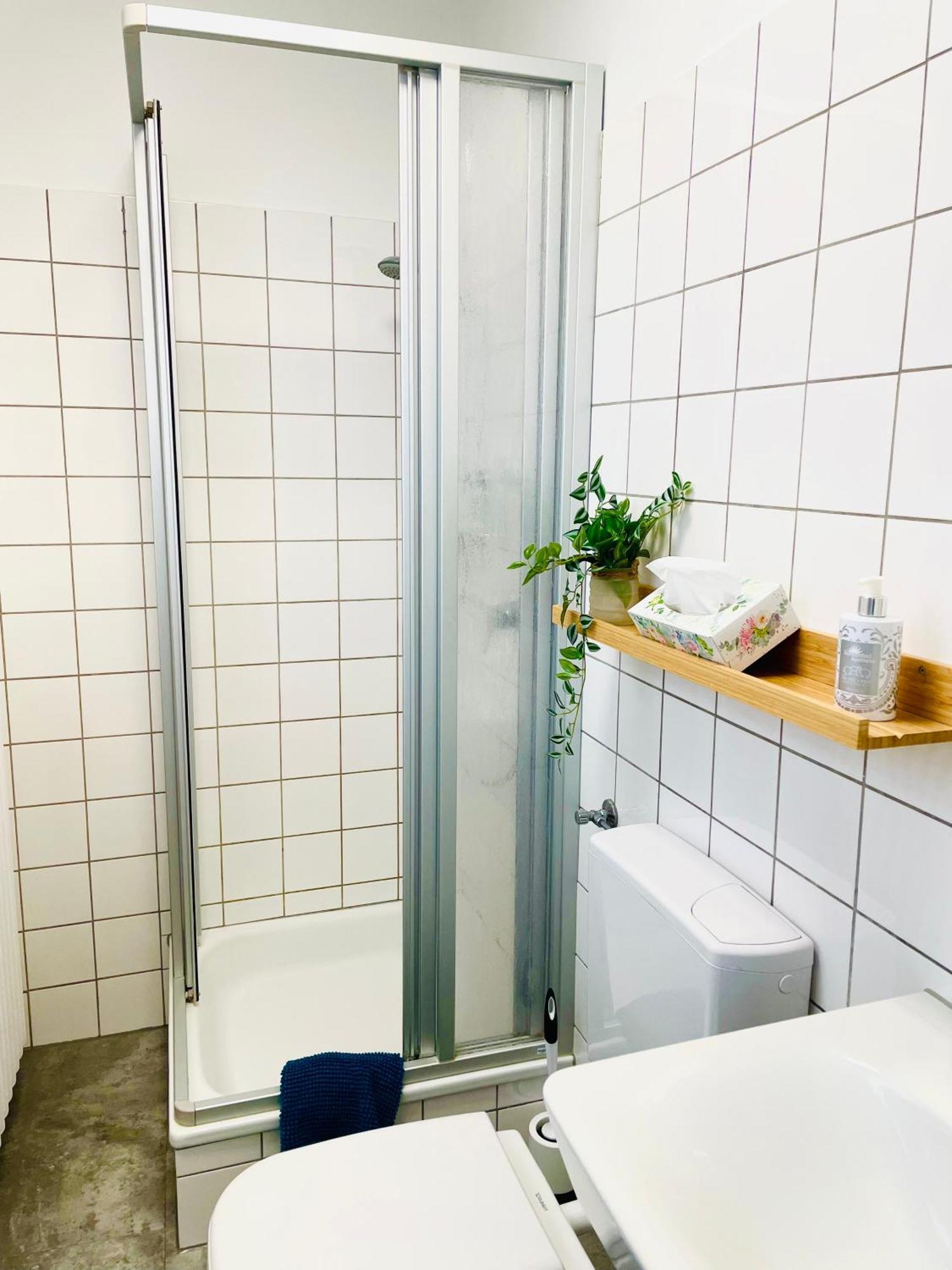 Gemuetliche Ferienwohnung Am Ringpark Wurzburg Ngoại thất bức ảnh